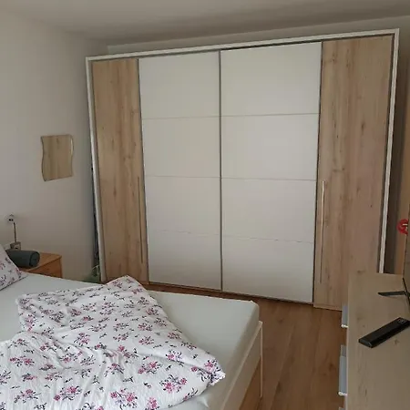 Ban Voltas امهاوسن