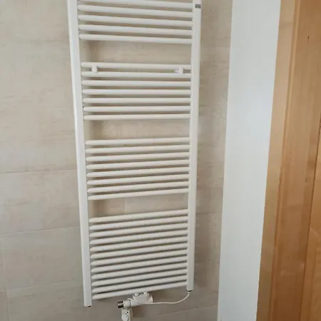 Apartment Ban Voltas *