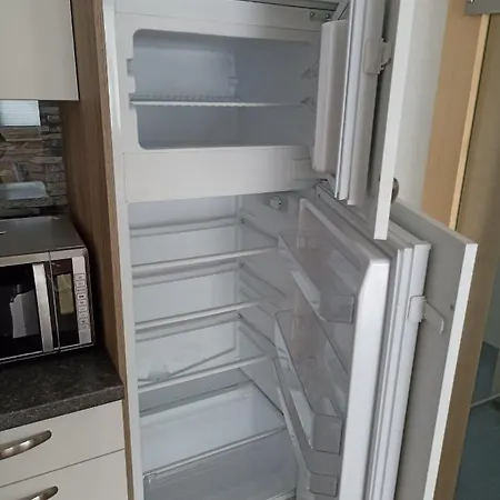 Ban Voltas Apartment *