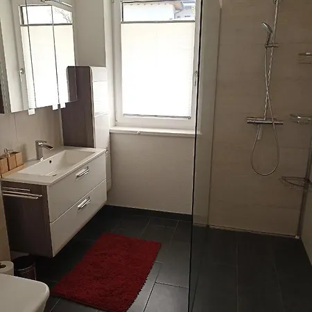 Ban Voltas Apartment *