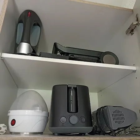 Apartment Ban Voltas *